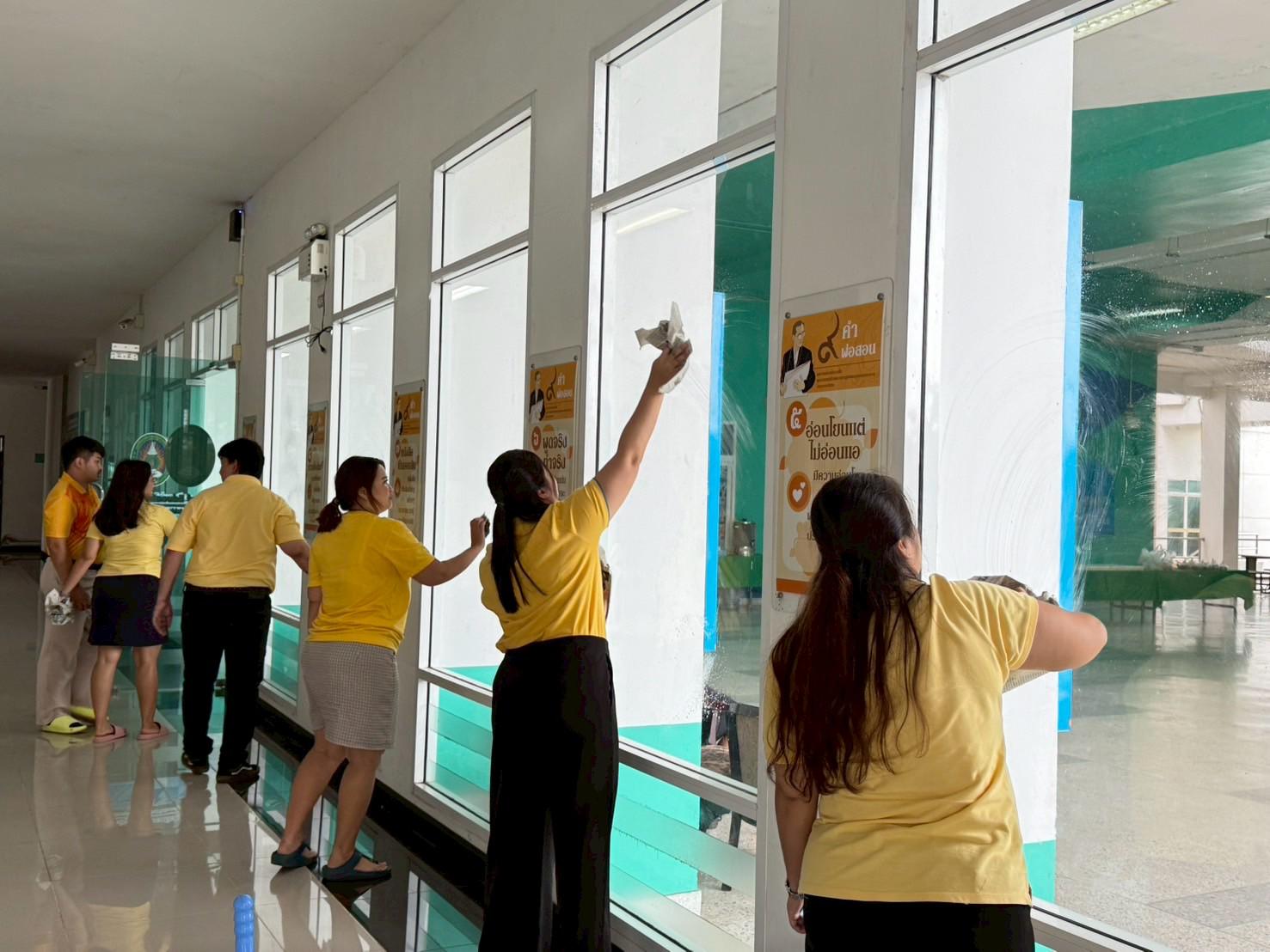 30. กิจกรรมจิตอาสาบำเพ็ญสาธารณะประโยชน์ Big Cleaning Day